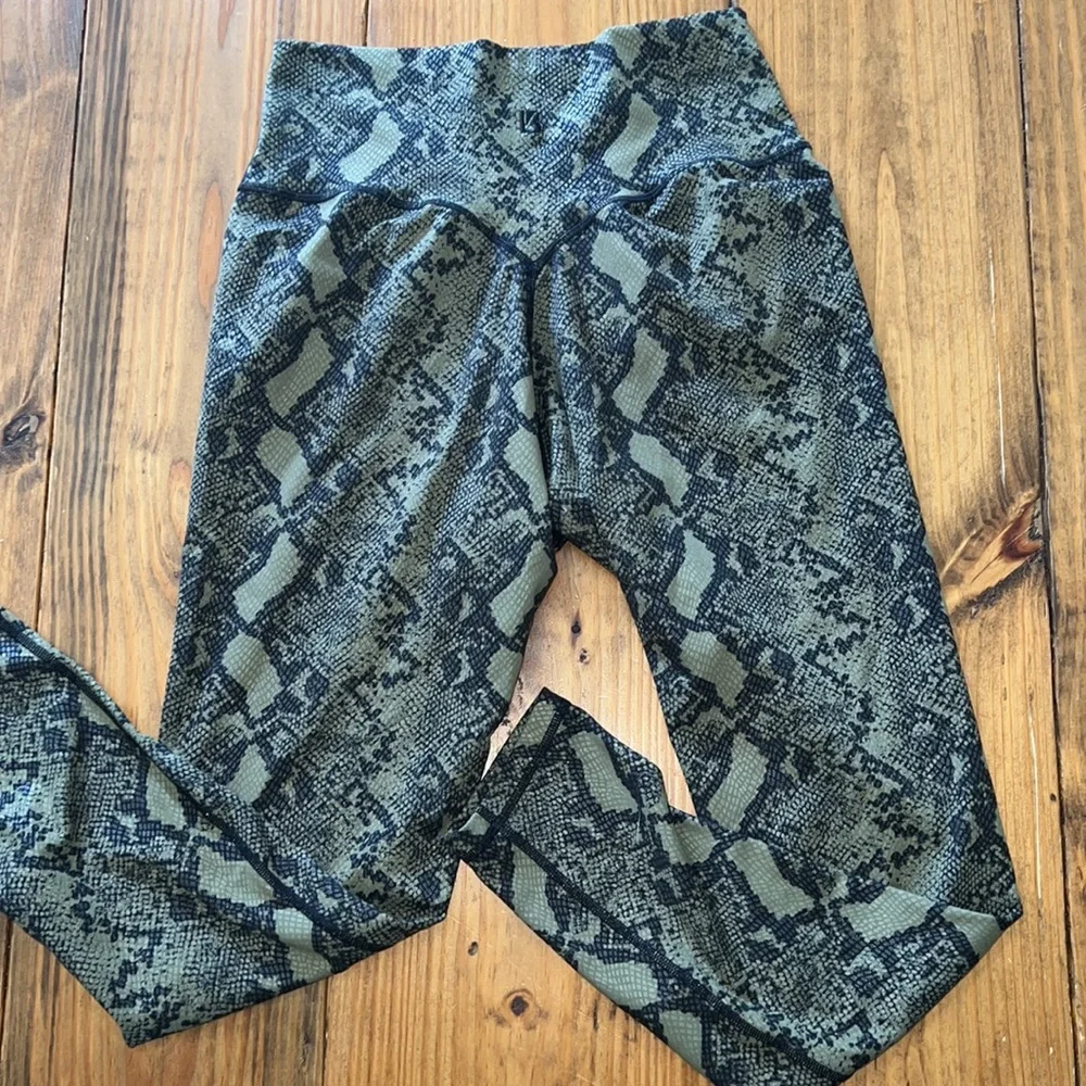 Buffbunny rebel legging green snake bite - Picture 10 of 10